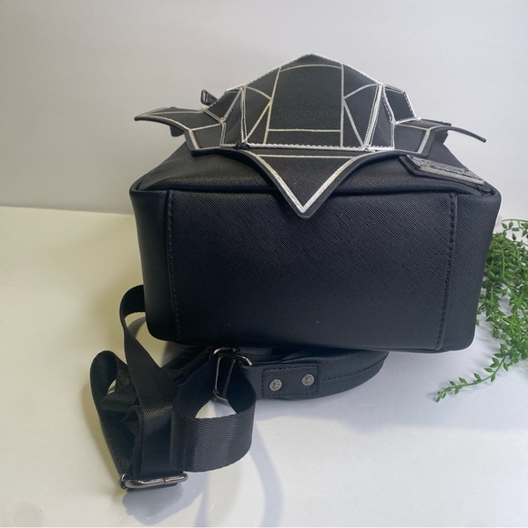 Loungefly Marvel Black Panther Wakanda Forever Figural Mini Backpack NWT - Picture 5 of 10